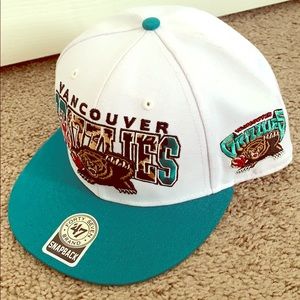 Vancouver Grizzlies SnapBack cap